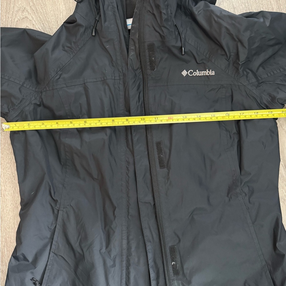 Columbia Women’s Size Small Rain Jacket - Picture 8 of 10